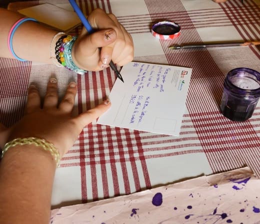 Atelier écriture à la plume au Musée du Terroir