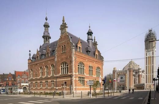 Visite : Comines et sa grand place